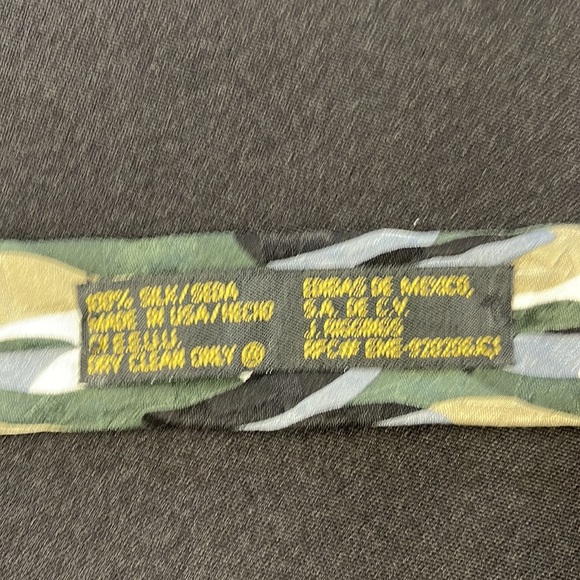 J. Riggings Hunting Horn Men’s Geometric Silk Neck Tie - Picture 5 of 5